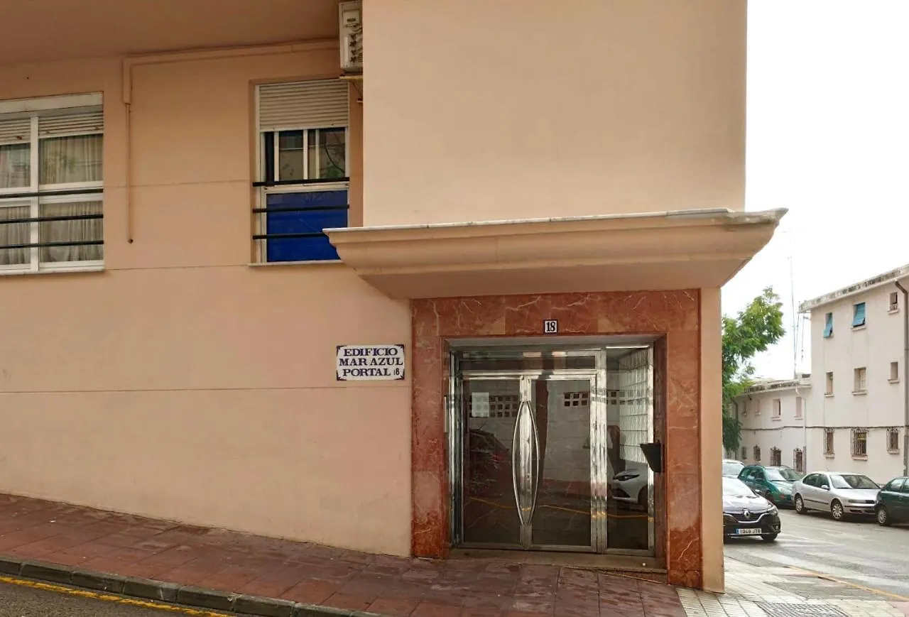 Sub-ático con parking en el centro de Estepona España